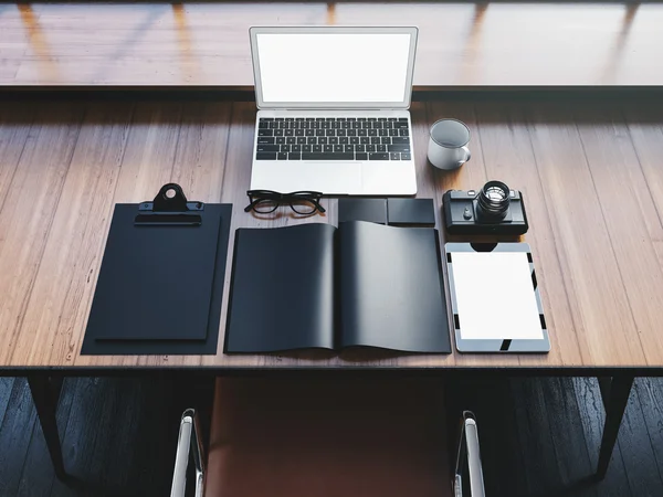 Espaço de trabalho com objetos de negócios — Fotografia de Stock