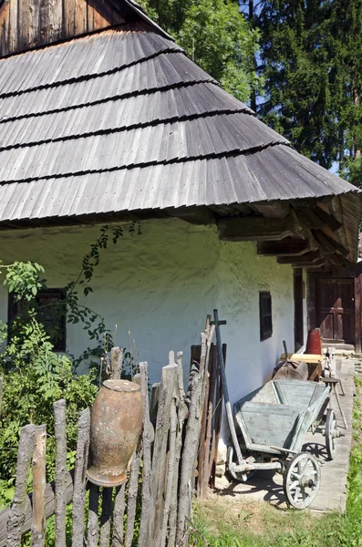 La casa in legno dalla regione dell'Oravia, Slovacchia — Foto Stock