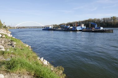 Köprü ayağı kaldırma