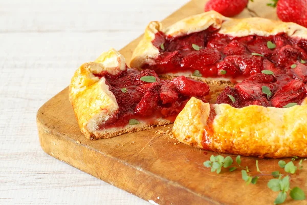 Strawberry galette on a table — Stock Photo, Image