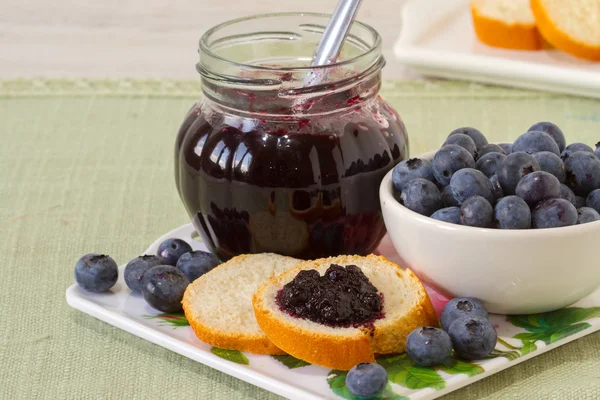 Hausgemachte Blaubeermarmelade — Stockfoto