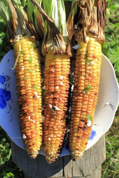 Palone grilla kukurydza — Zdjęcie stockowe