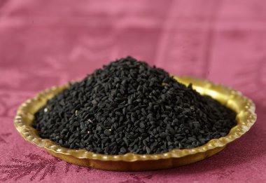 Nigella sativa (siyah kimyon) tohumları