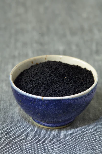 Nigella sativa (Черный тмин) семена — стоковое фото