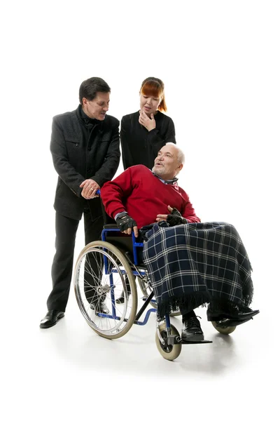 在轮椅上的男人 — 图库照片
