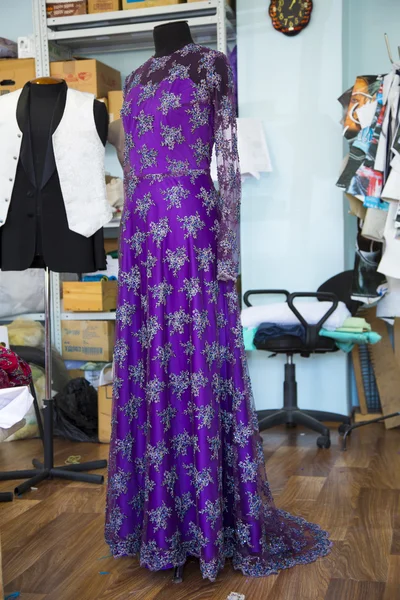 Violet dress on mannequin — Stock Photo, Image