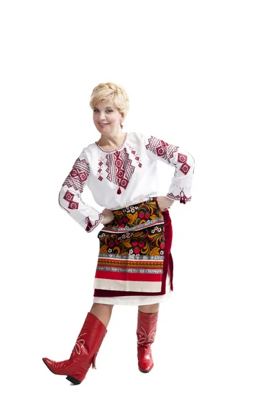 ウクライナの民族衣装で踊る女性 — ストック写真