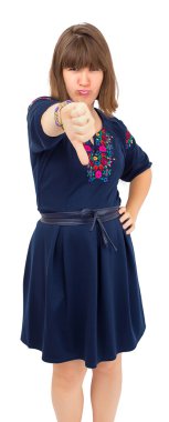 başparmak aşağı gösterilen genç güzel kadın