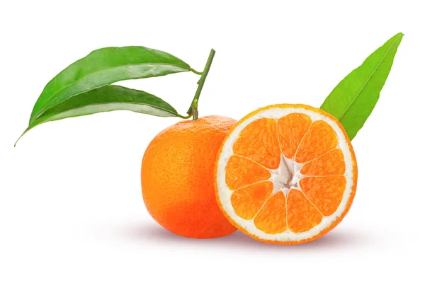 Tangerine or mandarin fruit whole and cut in half with green lea — Stock Photo, Image