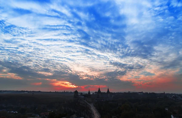 Sonnenuntergang über der alten Festung — Stockfoto