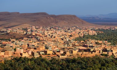 Fas. Atlas Dağları'nda şehir Tinghir