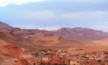 Fas. Atlas Dağları'nda şehir Tinghir