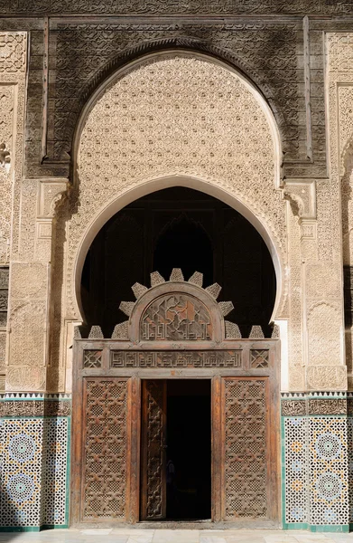 Marokkó. Részlet a Medersa Bou Inania a Fes — Stock Fotó