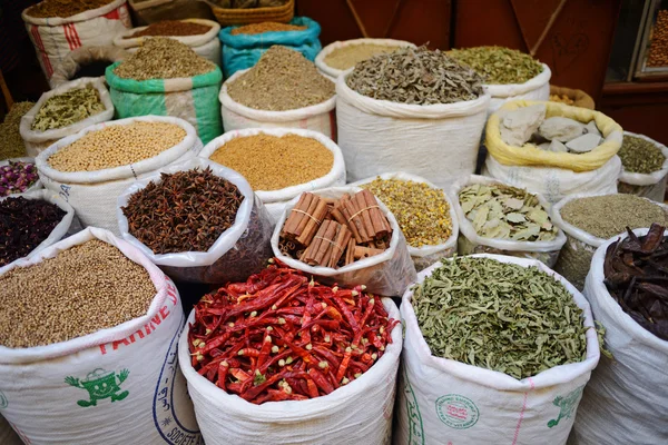 Baharat Fas piyasada çeşitli