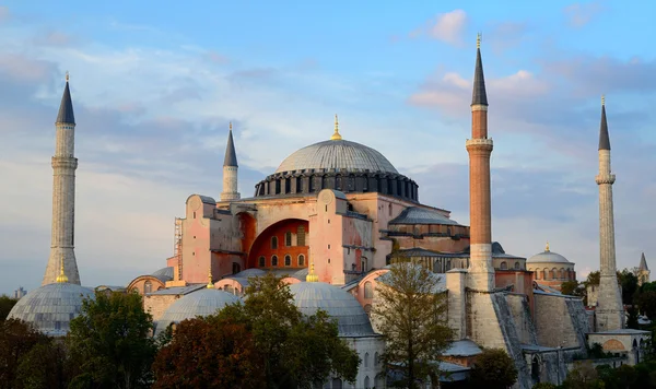 Istanbul. chrám Hagia sophia při západu slunce — Stock fotografie