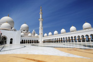 Abu-Dabi. Sheikh zayed Camisi