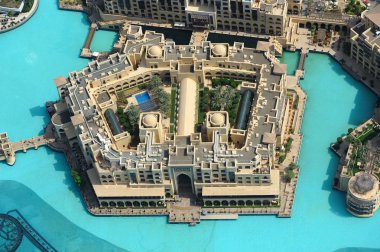 Dubai downtown yukarıdan bakış. Souk al Bahar