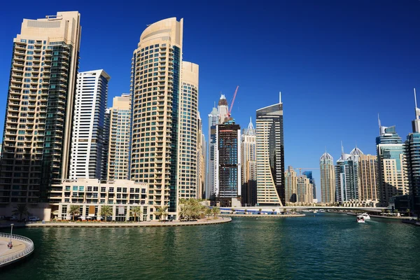 Mrakodrapy dubajského přístavu — Stock fotografie
