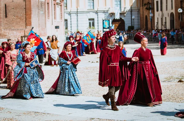 Medieval nobility in parade — Stock Photo, Image