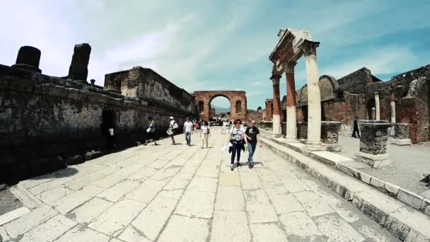 Pompeii forum turistlere — Stok video