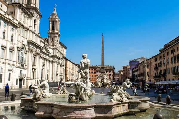 Rome, Piazza Navona with the St. Agnes in Agone church — Stock Photo, Image