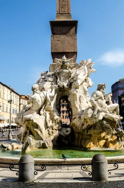 Roma Italia Fontana quattro fiumi in Piazza Navona — Foto Stock