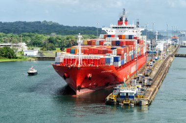 Ships in the Panama Canal clipart