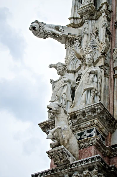 Catedral de siena estatua — Foto de Stock