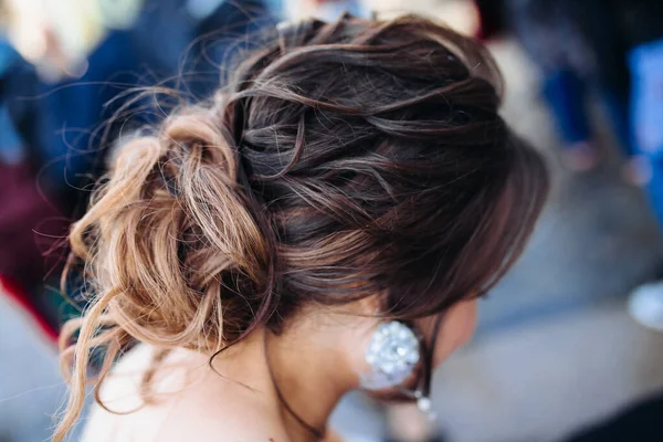 Belleza Peinado Boda Novia Una Morena Cabello Castaño Con Cabello — Foto de Stock