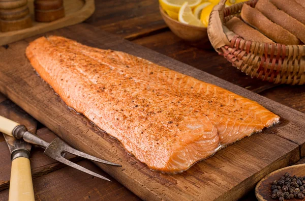 Cedar Planked Salmon — Stock Photo, Image
