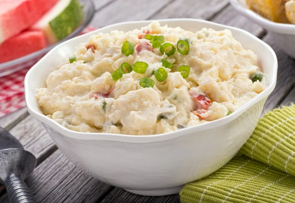 Romige aardappelsalade — Stockfoto