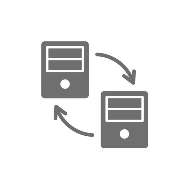 Bilgisayar veri aktarımı gri simgesi. Beyaz arkaplanda izole