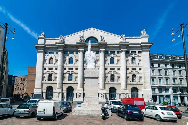 Милан Piazza Affari Итальянская Фондовая Биржа — стоковое фото