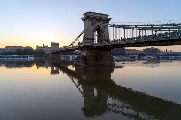 Budapesti Lánchíd Reggeli Panorámája — Stock Fotó