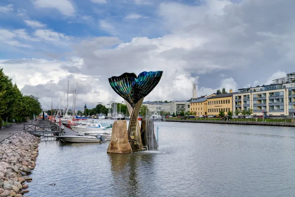 Stadtbild Turku, Finnland, Hafen und Promenade lizenzfreie Stockfotos