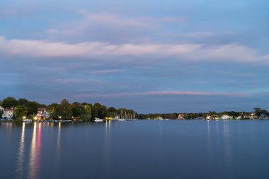 Dahme nehir alacakaranlıkta, Berlin, Grunau