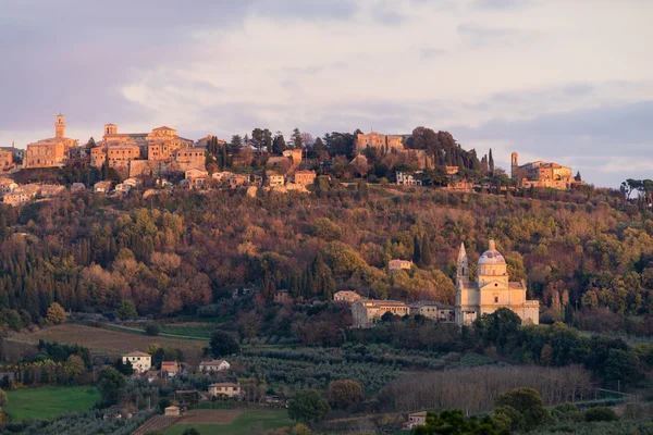 Средневековый и ренессансный город Монтепульчано, Тоскана — стоковое фото