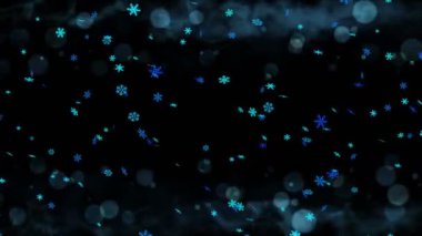 Renkli parlak kar kristalleri güneş ışınlarıyla kış arka planında sallanıyor. Güzel doğa sahnesi. Resimli kar taneleri. Döngü canlandırması.