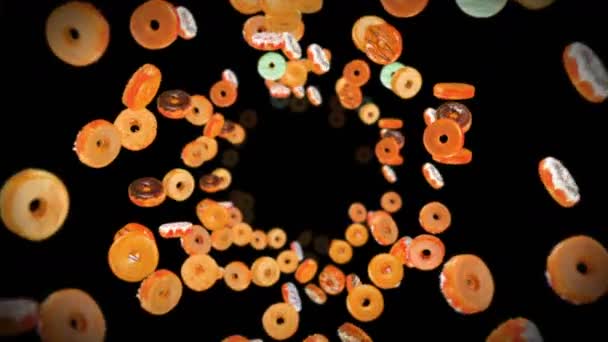 Fliegen Viele Bunte Donuts Auf Schwarzem Hintergrund Krapfenkuchen Süßspeisen Dessert — Stockvideo