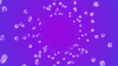 Mor arka planda bir sürü berrak kristal küre uçuyor. Şeffaf, renkli camlar. Parlak topun dönüşünün 3 boyutlu animasyonu. Döngü canlandırması.