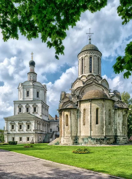 Спасский собор и церковь Михаила Архангела — стоковое фото