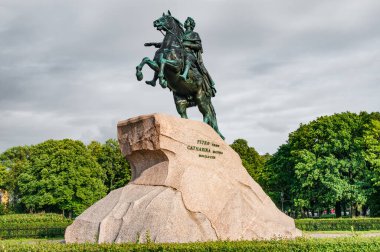 Saint Petersburg, Rusya 'da Büyük Peter' ın Binicilik Heykeli