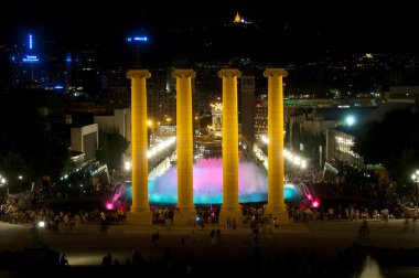 Barcelona, İspanya - 15 Haziran 2014: ışık, renk ve müzik specta