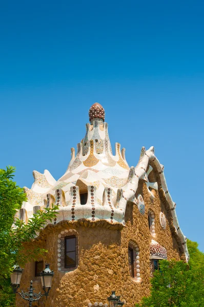 BARCELONE, ESPAGNE - 11 JUIN 2014 : Casa del Guarda dans le parc Guell . — Photo