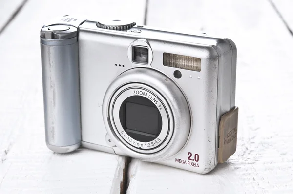 Vecchio grunge compatto fotocamera fotografica — Foto Stock