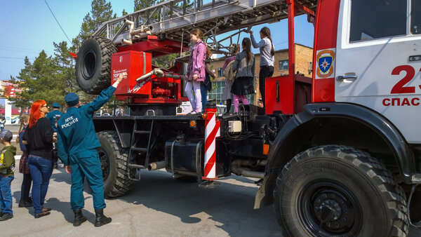 Meeting with MOE (МЧС)