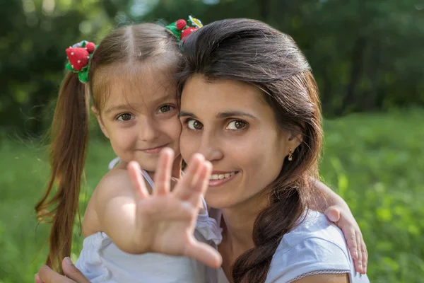 Mãe e filha — Fotografia de Stock