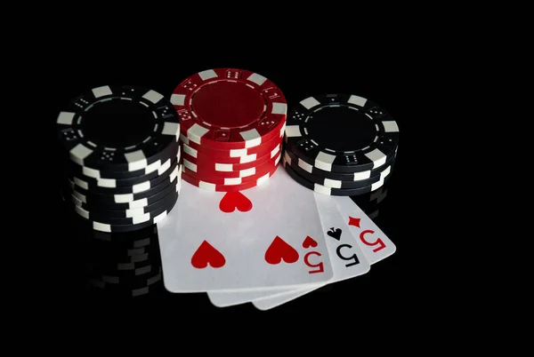 Poker Game Three Kind Set Combination Chips Cards Black Table — Stock Photo, Image