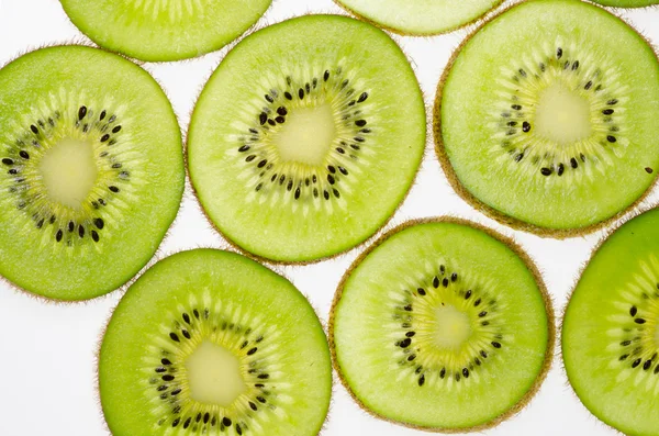 Sliced of green kiwi fruit kiwi fruit on white background — Stock Photo, Image