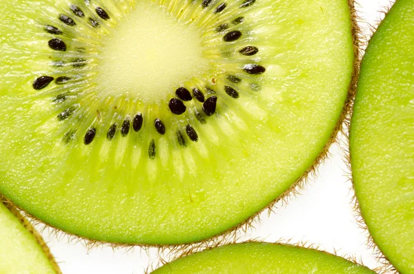 Sliced of green kiwi fruit kiwi fruit on white background — Stock Photo, Image